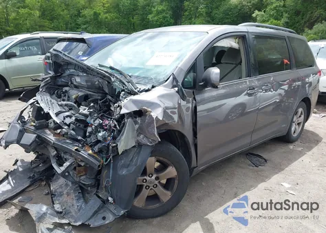 2012 Toyota Sienna Le V6 8 Passenger from USA, damaged, VIN 5TDKK3DC5CS265314